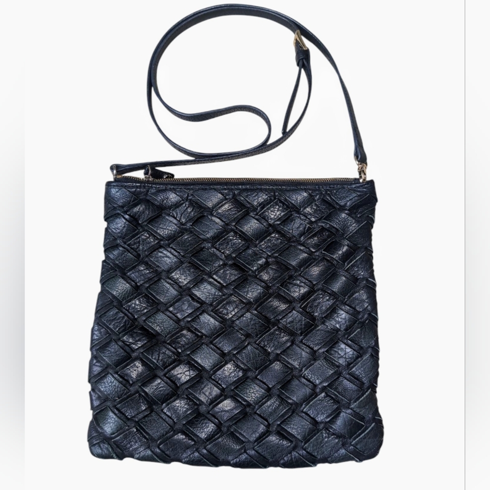 Ava Rose Woven Black Leather Crossbody Bag Purse Zipper Detail Gold Hardw